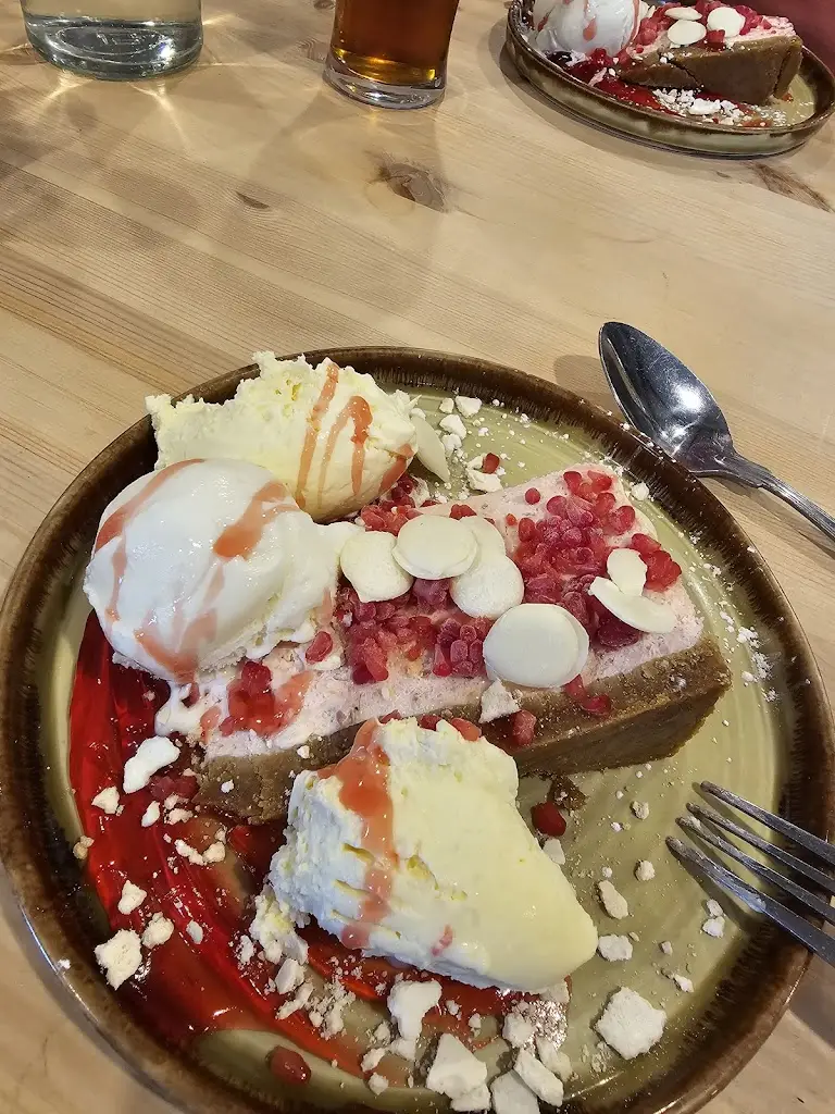 Alan Grant_The Ardler Tavern_Alyth_review