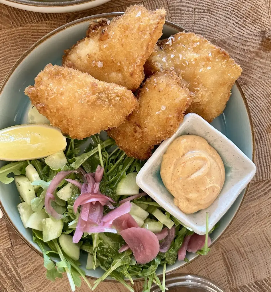 Valerie Wishart_The Causerie_Alyth_review