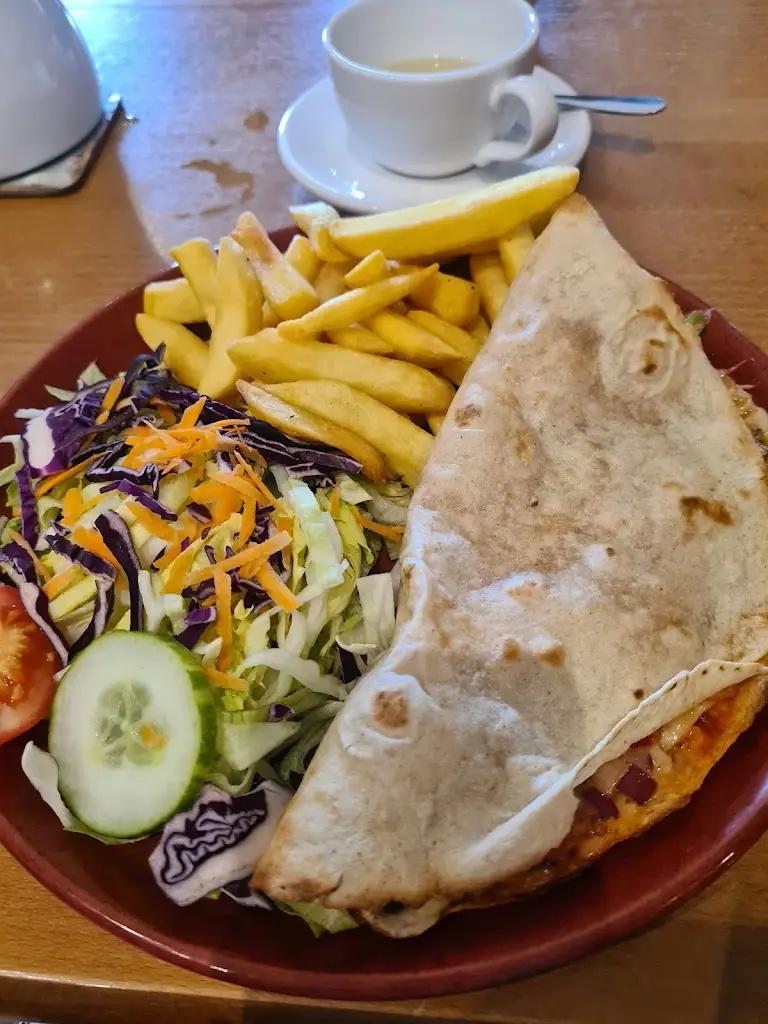 Lynda Scott_Number 31_Alyth_avis