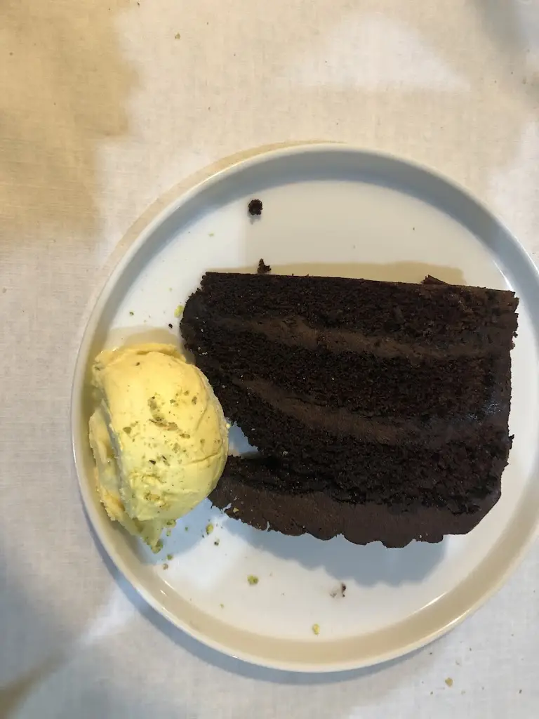 Menu_Pera Restaurant Aberdeen_Aberdeen_image_5