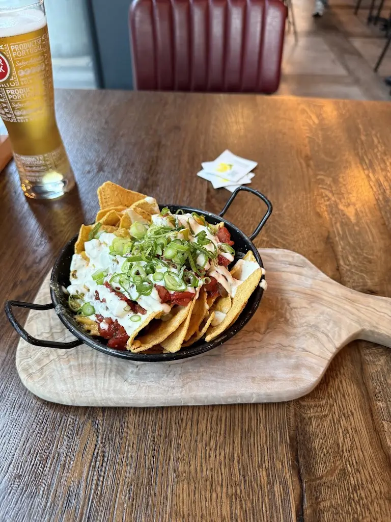 Ryan Thompson _Maggie's Grill_Aberdeen_review