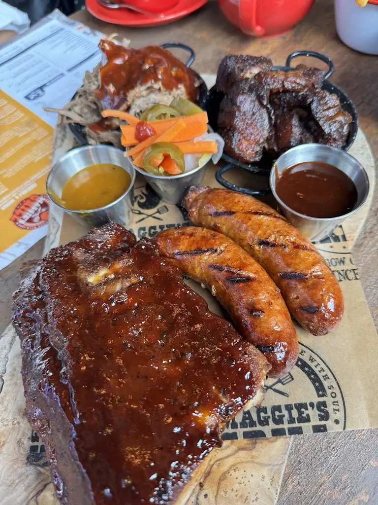 Maggie's Grill_Aberdeen_slider_image_3