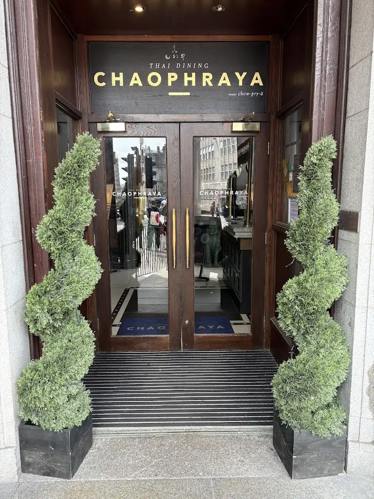 Shaunee Hepburn_Chaophraya_Aberdeen_recensione