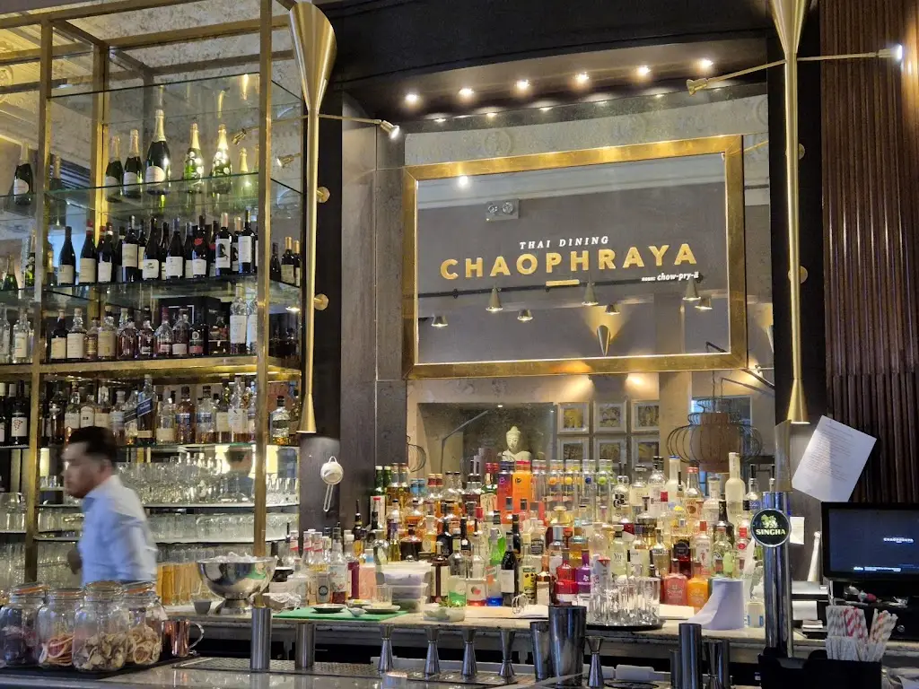 Anike Vincent_Chaophraya_Aberdeen_recensione