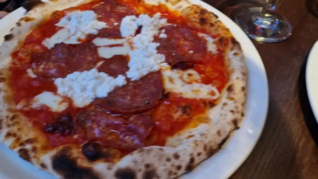 Amarone_Aberdeen_slider_image_2