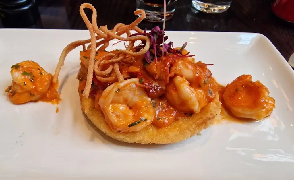 Amarone_Aberdeen_slider_image_3