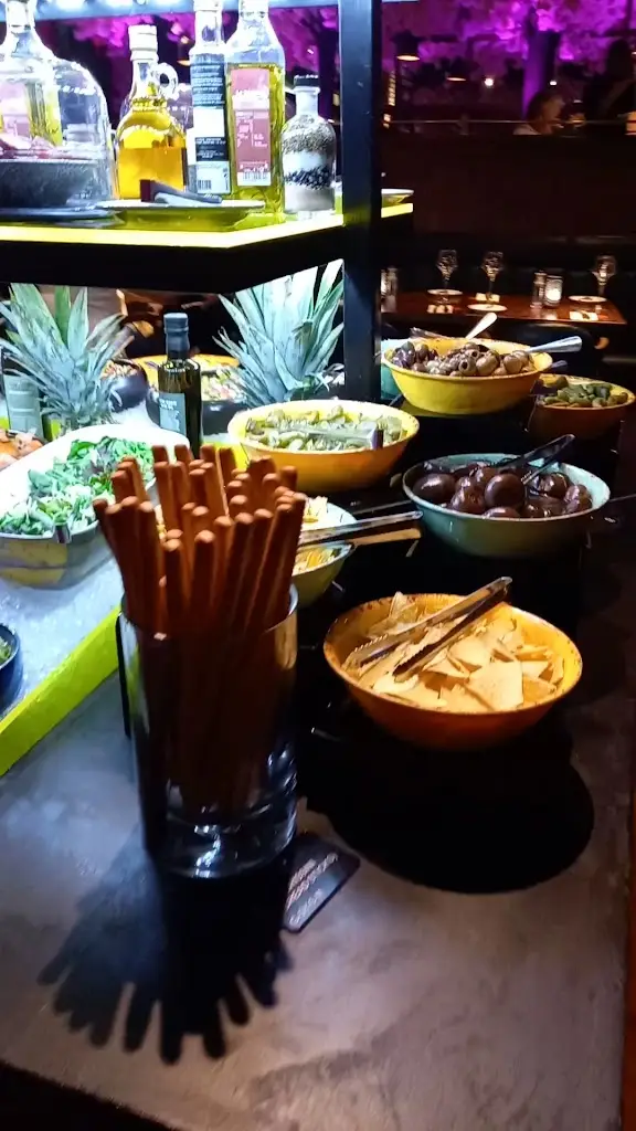 Estabulo Rodizio Bar & Grill - Aberdeen_Aberdeen_slider_image_2