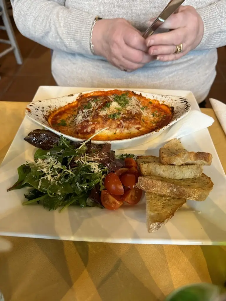 Menu_Gio's by La Lombarda_Aberdeen_imagen_9