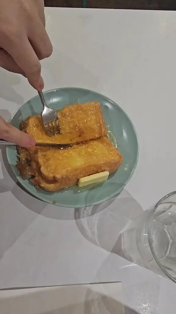 Taste of Hong Kong_Aberdeen_slider_image_2