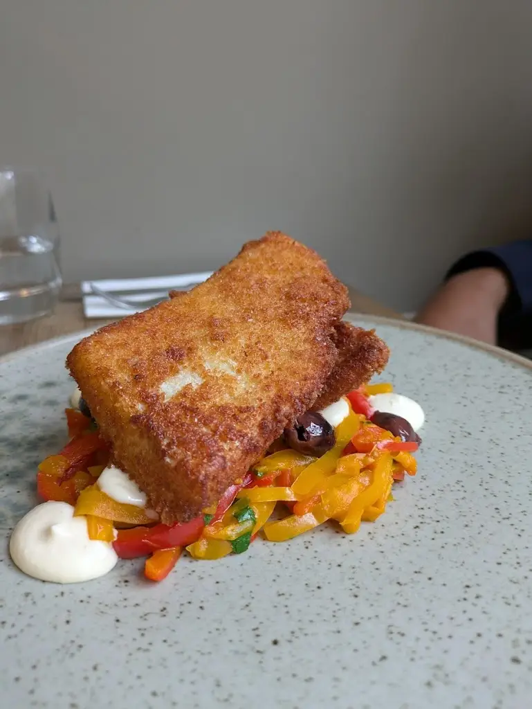 Ephraim_Moonfish Cafe_Aberdeen_review