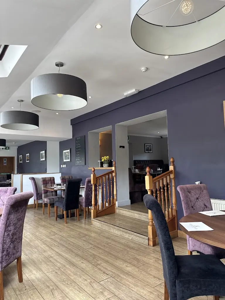 Armstrong's Bar & Restaurant_Angus_slider_image_1