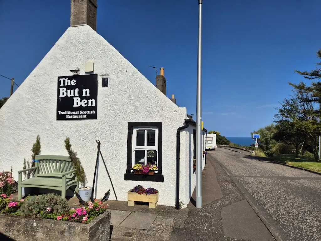 Ron Rae_The But 'n' Ben_Angus_review