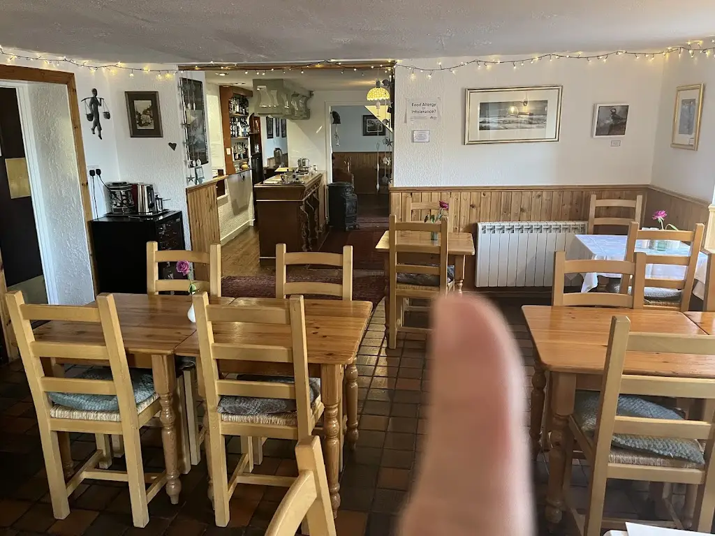 The But 'n' Ben_Angus_slider_image_1