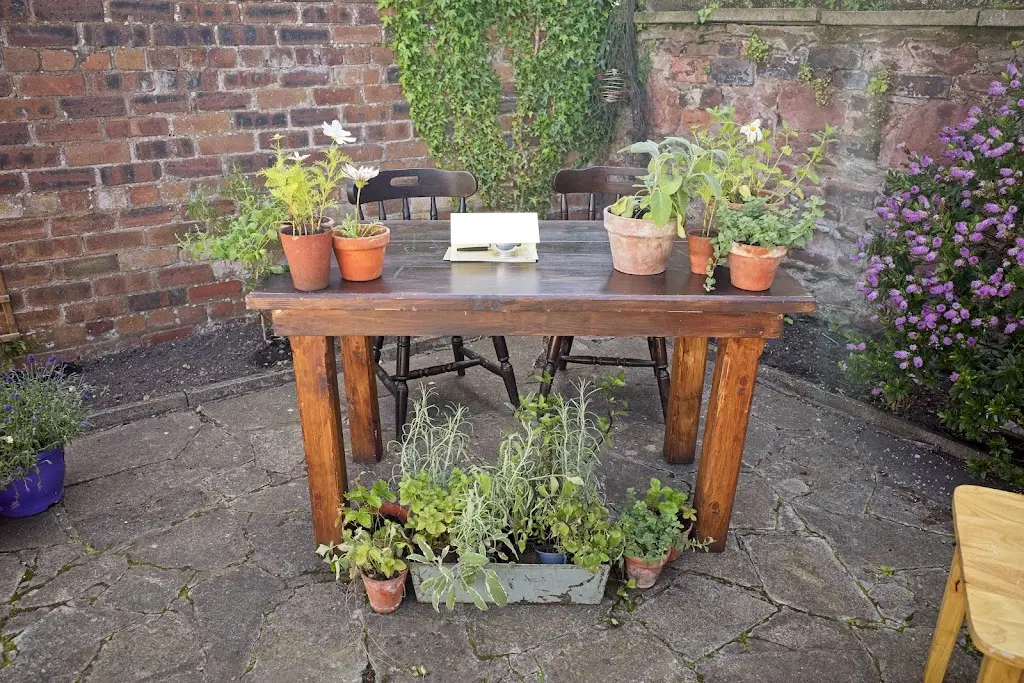 Donald Pirie_Andreou's Bistro_Angus_Bewertung