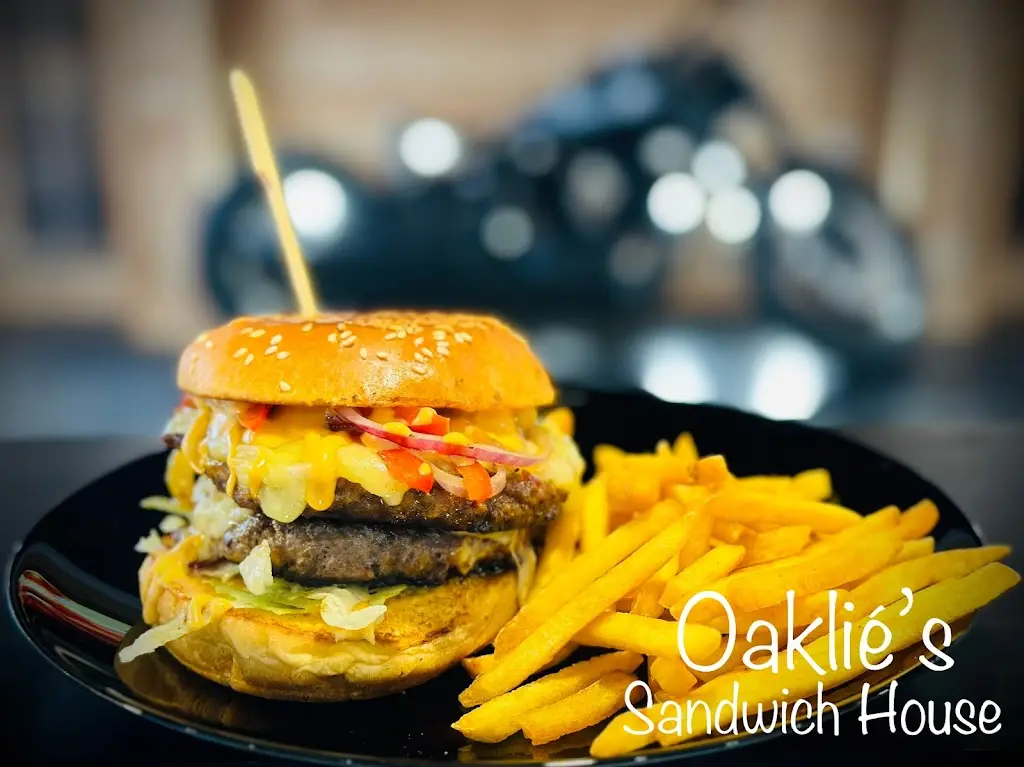 Menü_Oaklié’s Sandwich House_Angus_Bild_2