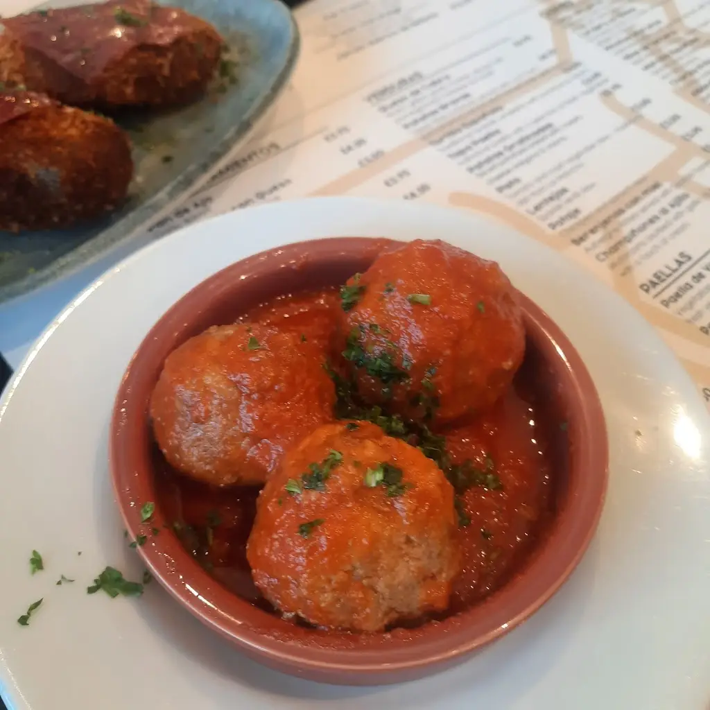 Menu_La Cabra Spanish Tapas_Airdrie_image_8