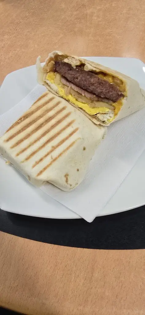 Kyle Wilson_Jay's Kitchen_Airdrie_review