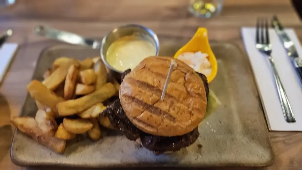 Menu_Alba Bar & Grill_Airdrie_image_2