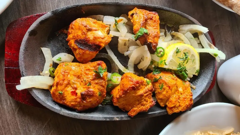 Razias_Airdrie_slider_image_2