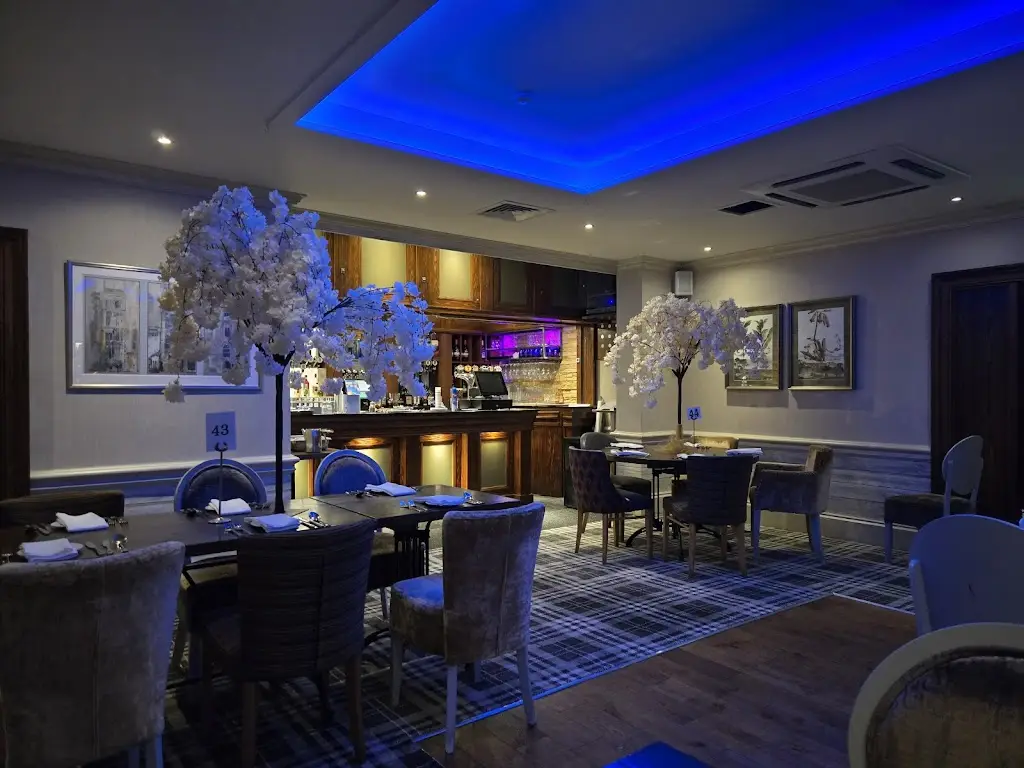 Jane Christie_The Tudor Hotel_Airdrie_review