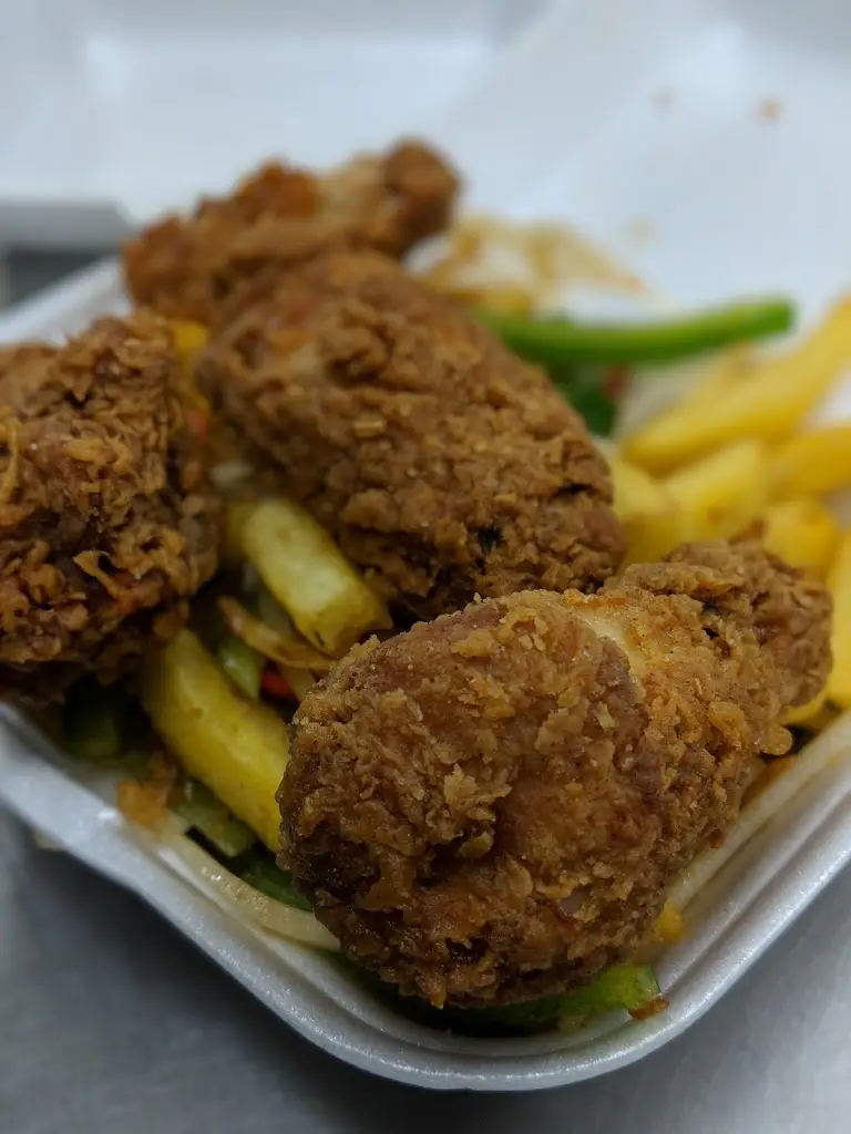 Menu_Lucky Star_Airdrie_image_5