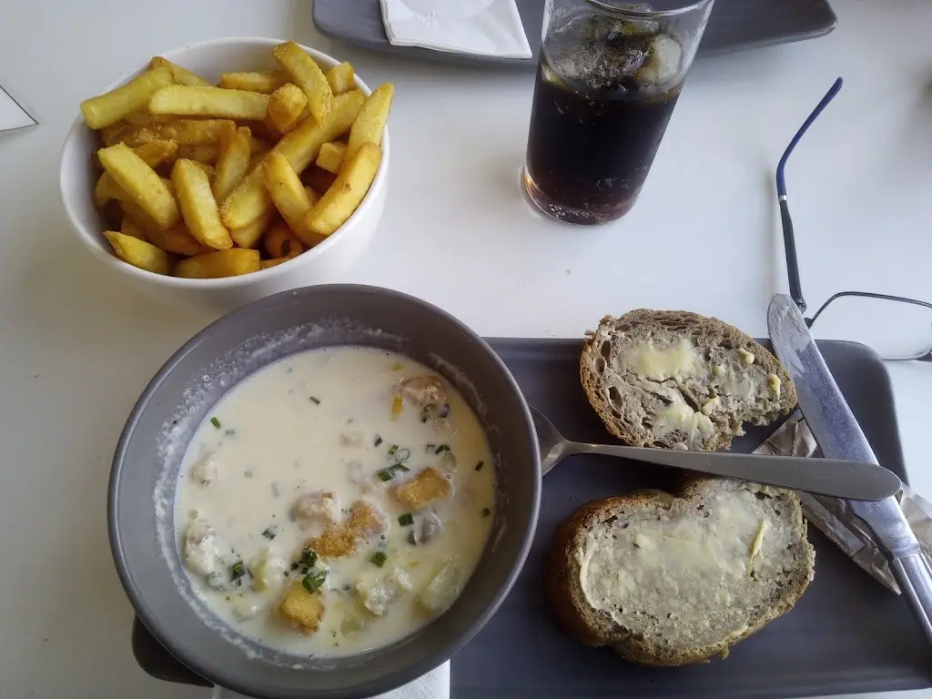 The Steamer Terminal_Ardrishaig_slider_image_2