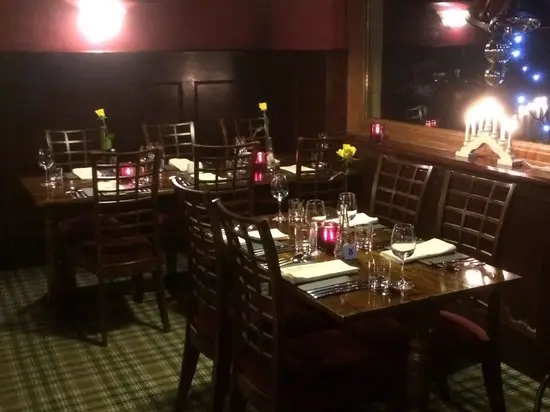 The Lord Of The Isles restaurant à Ardrishaig