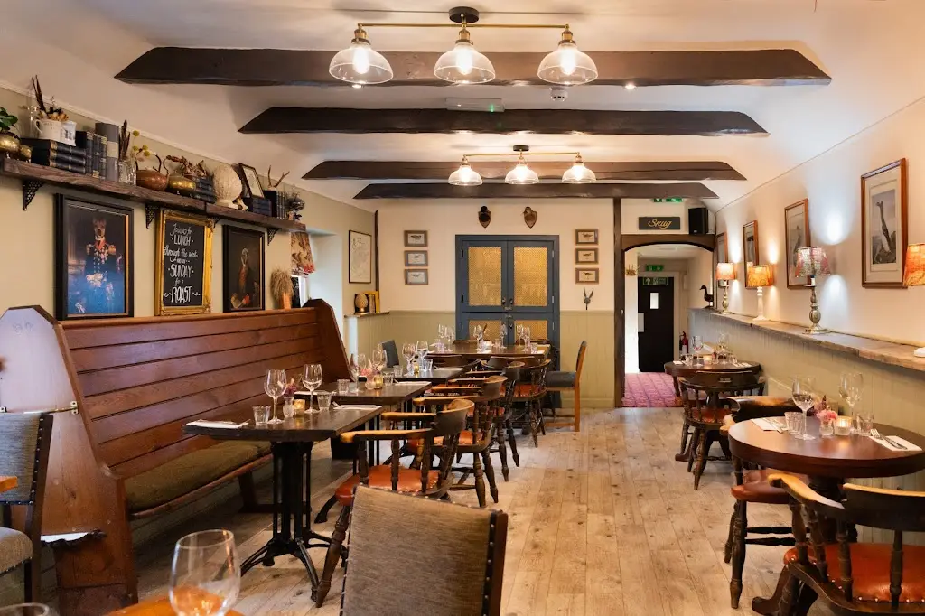 The Boar's Head Fife, Hotel, Restaurant & Pub restaurante en Auchtermuchty