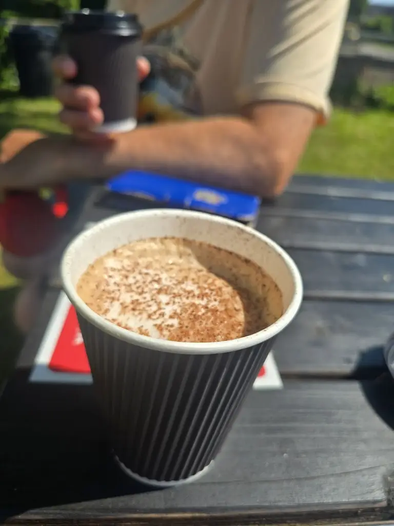 Reevo Reevolution_Fork In The Road_Auchtermuchty_review