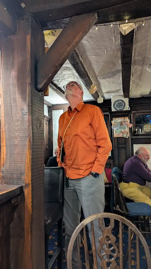 Dane Rousseau_Balgedie Toll Tavern_Ballingry_review