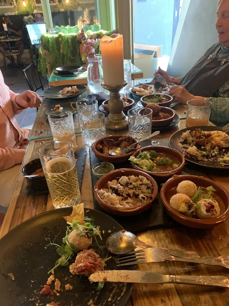 A Mitchell_Lulabelles of Tarbert_Argyll and Bute_recensione