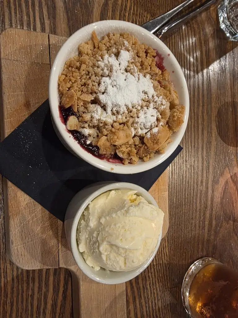 Kilchrenan Inn_Argyll and Bute_slider_image_2