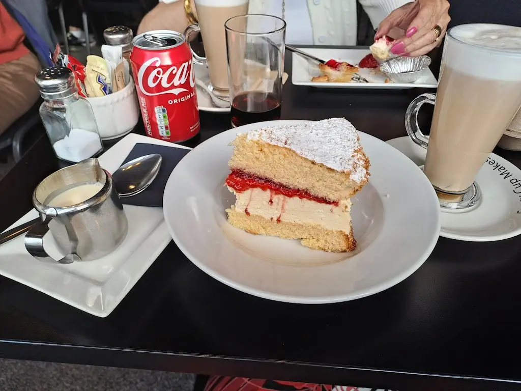 Lynsey Mcgrath_The Kettledrum_Argyll and Bute_review