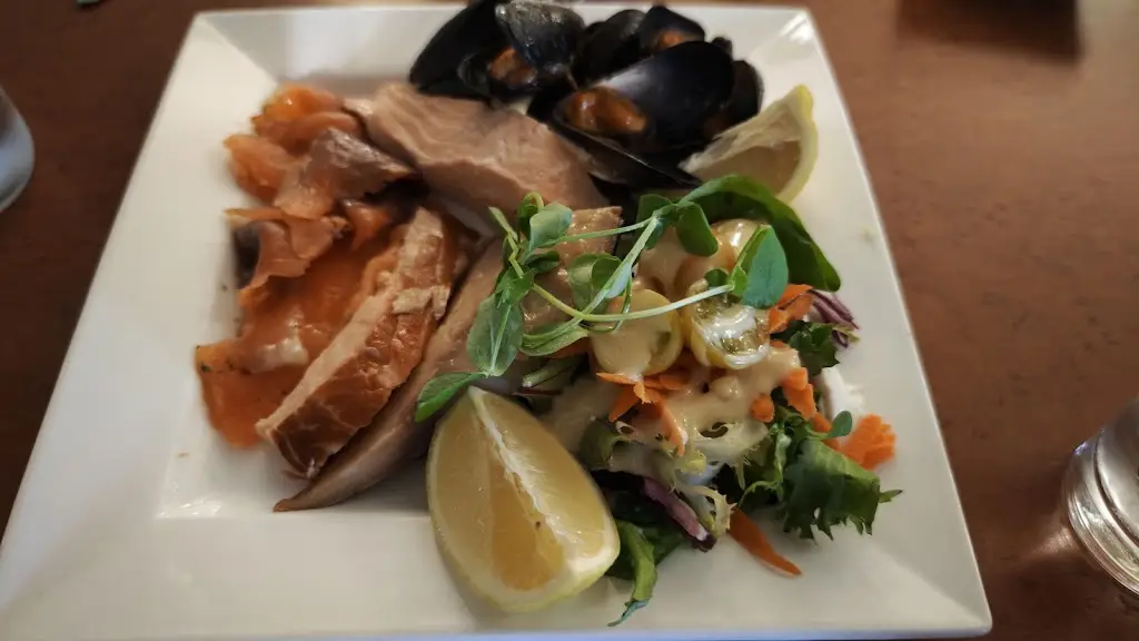 Steven Goldthorp_The Olive Garden_Argyll and Bute_review