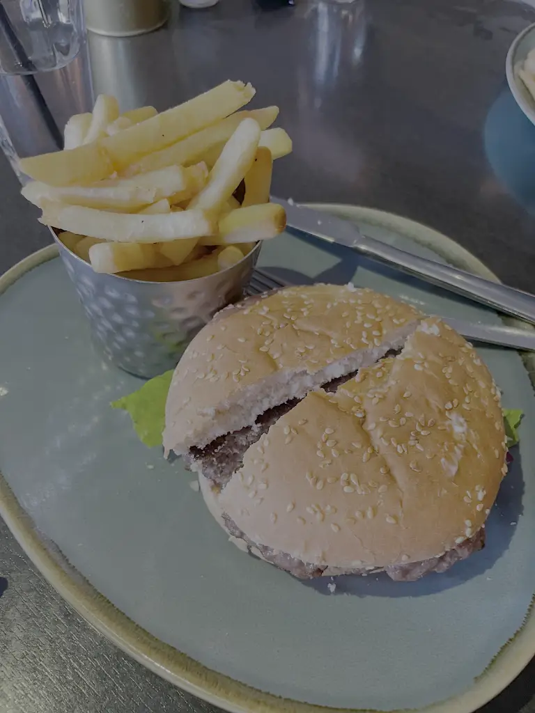 Mike Arps_Coast Bar & Restaurant_Arbroath_review