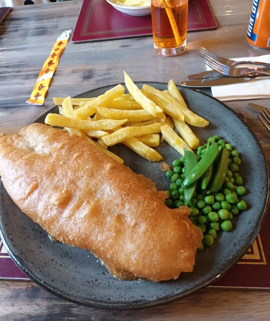 Leona M_Tutties Neuk Inn_Arbroath_review