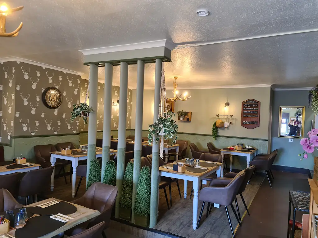 Tutties Neuk Inn_Arbroath_slider_image_1