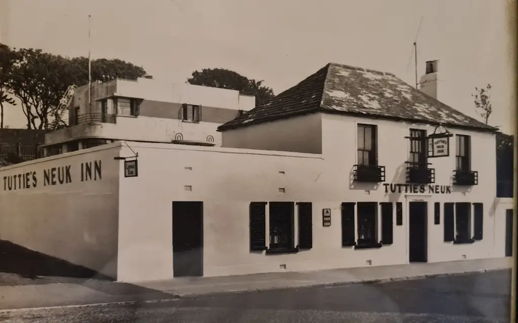 Tutties Neuk Inn_Arbroath_slider_image_2