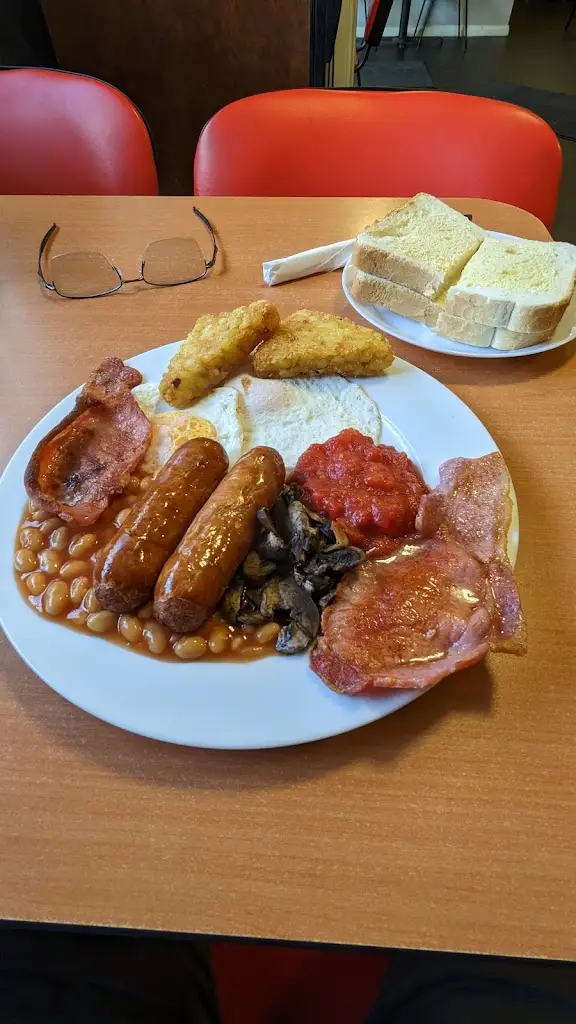 Ade C_George's Cafe_Bidford-on-Avon_review
