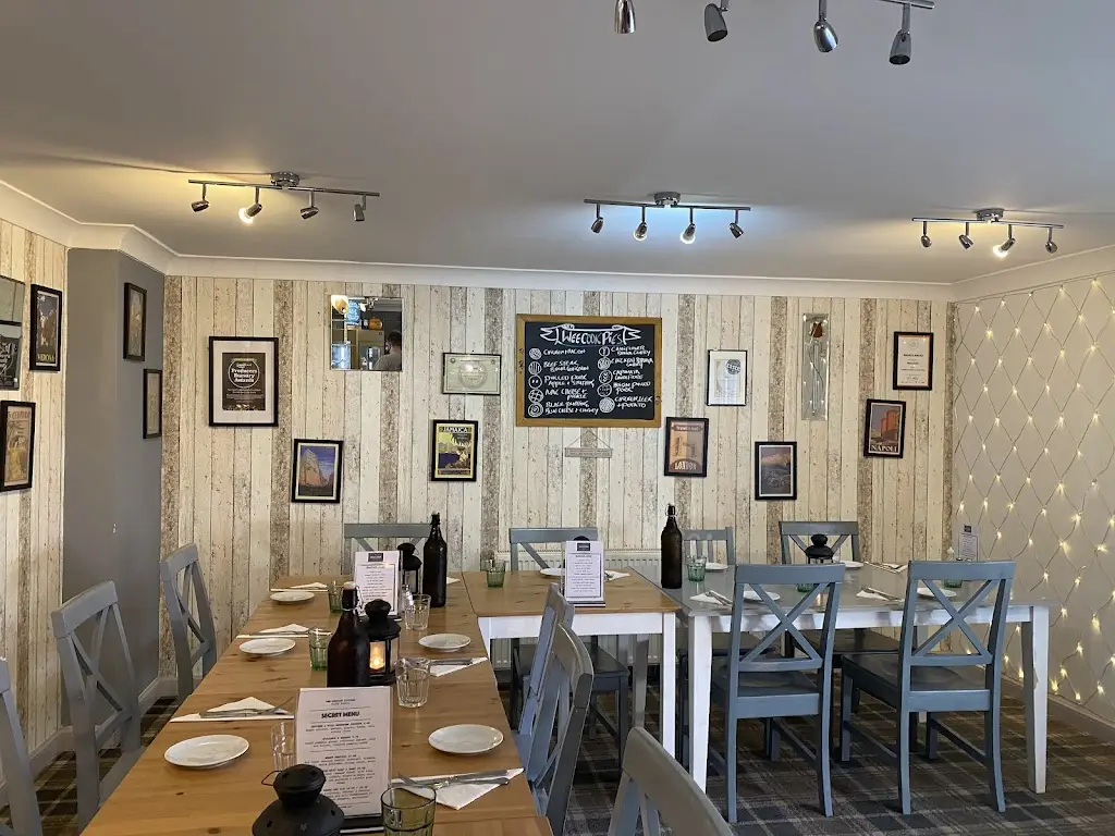 Gillian Fox_WEECOOK_Arbroath_review