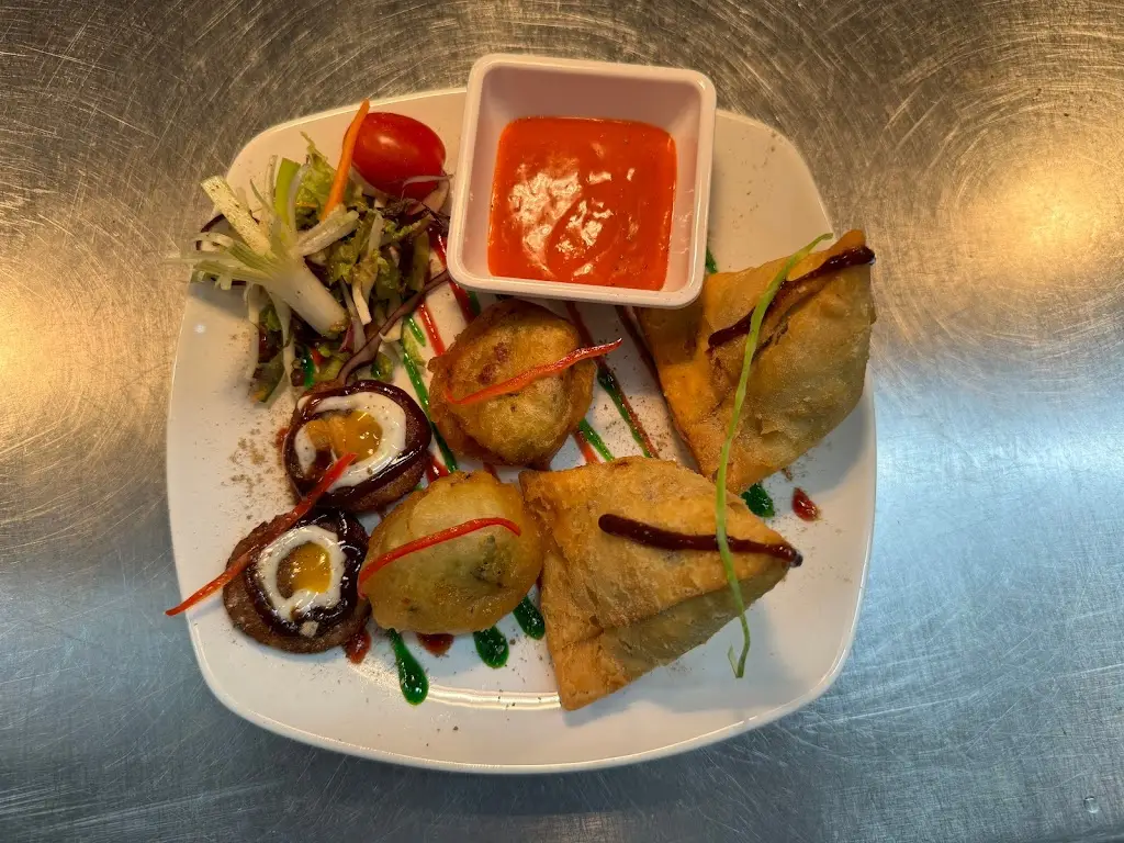 Menu_The Everest Inn Larkhall_Ashgill_image_2