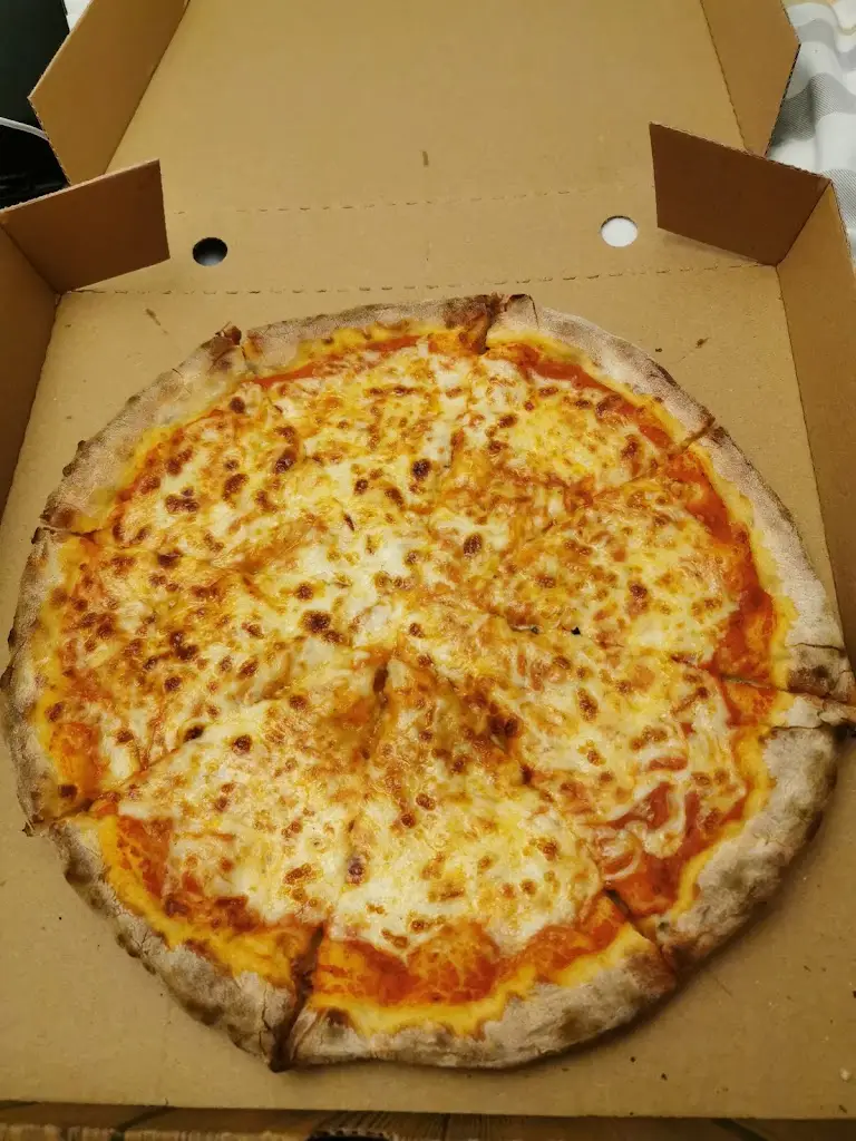 The Supreme Tyrant_Mamma Mia Italian Restaurant Larkhall_Ashgill_review