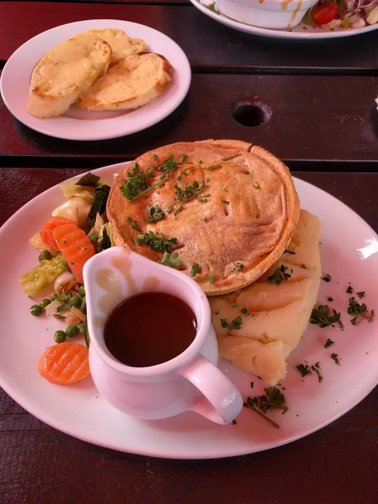 Alan G_Three Horseshoes Wixford_Bidford-on-Avon_review