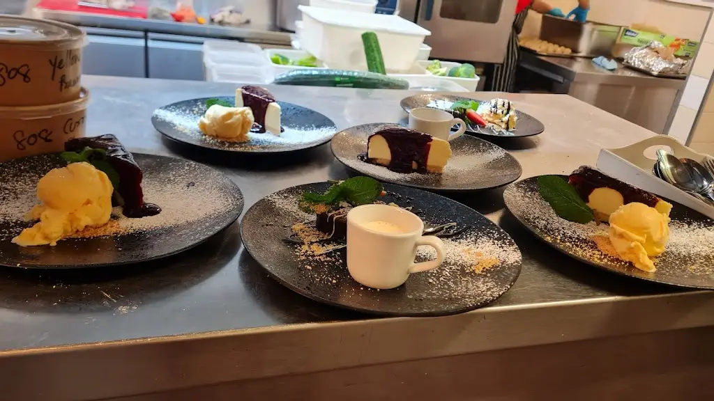 Three Horseshoes Wixford_Bidford-on-Avon_slider_image_3