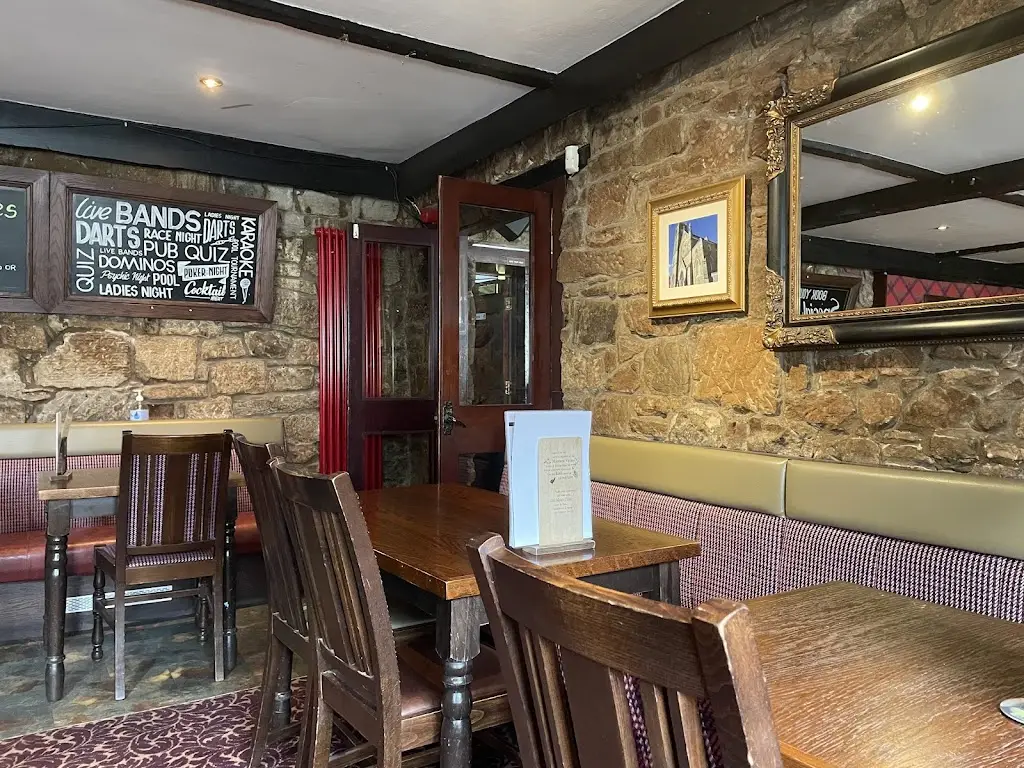 The Back Road Pub & Restaurant_Ashgill_slider_image_1