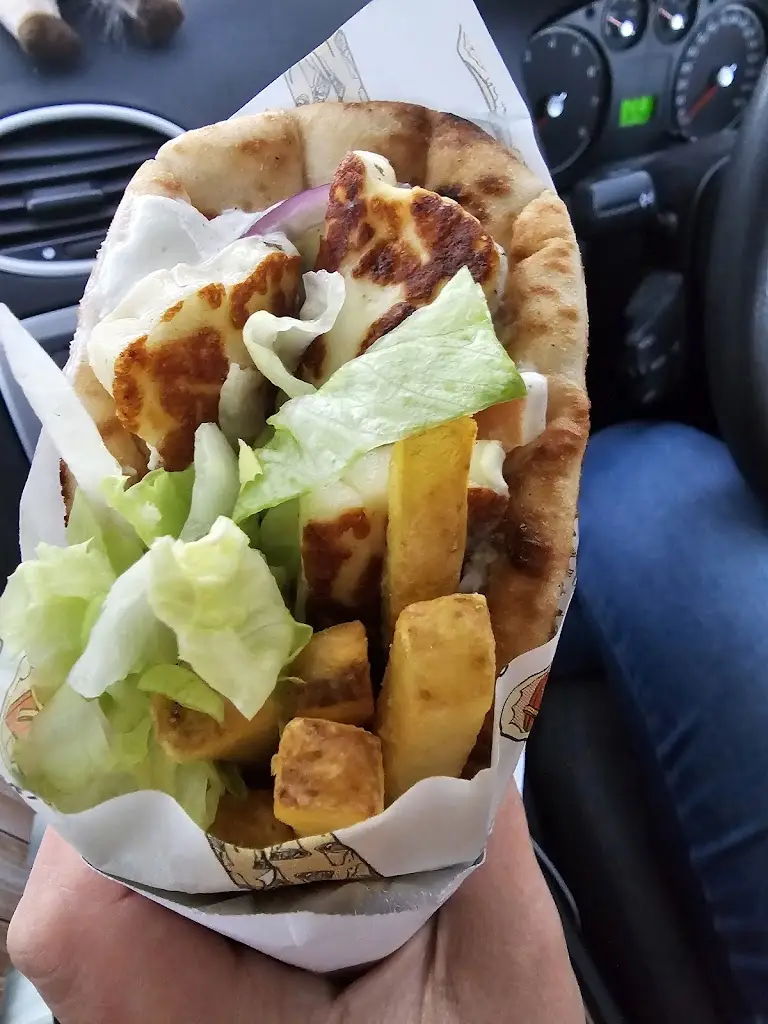 Jade Parsons_Gyros Larkhall_Ashgill_review