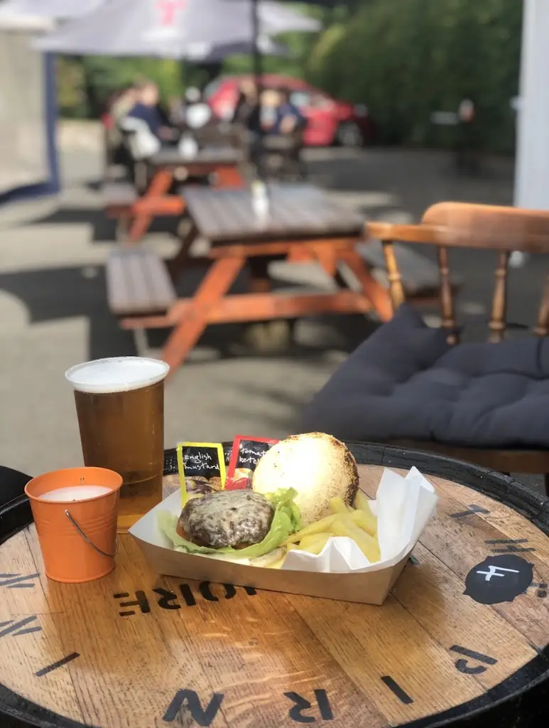 The Pirn Inn Bar (not Chinese)_Balfron_slider_image_3