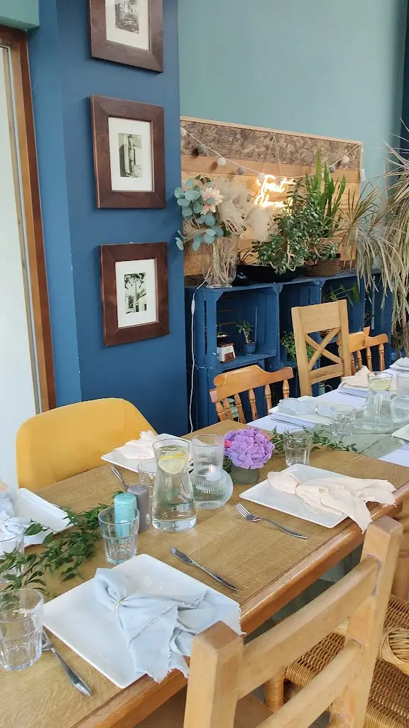 The Kitchen Window Killearn_Balfron_slider_image_2