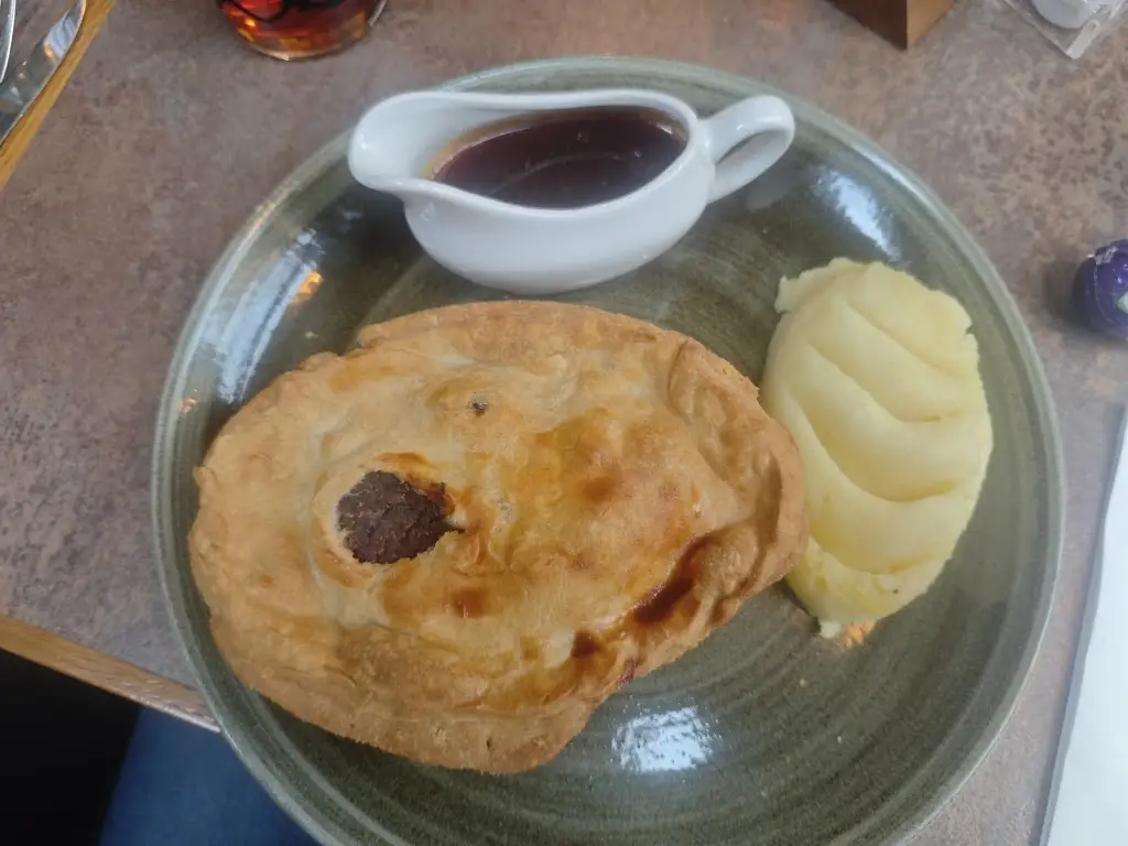 Andy Stratford_The Bell Inn, Welford on Avon_Bidford-on-Avon_review