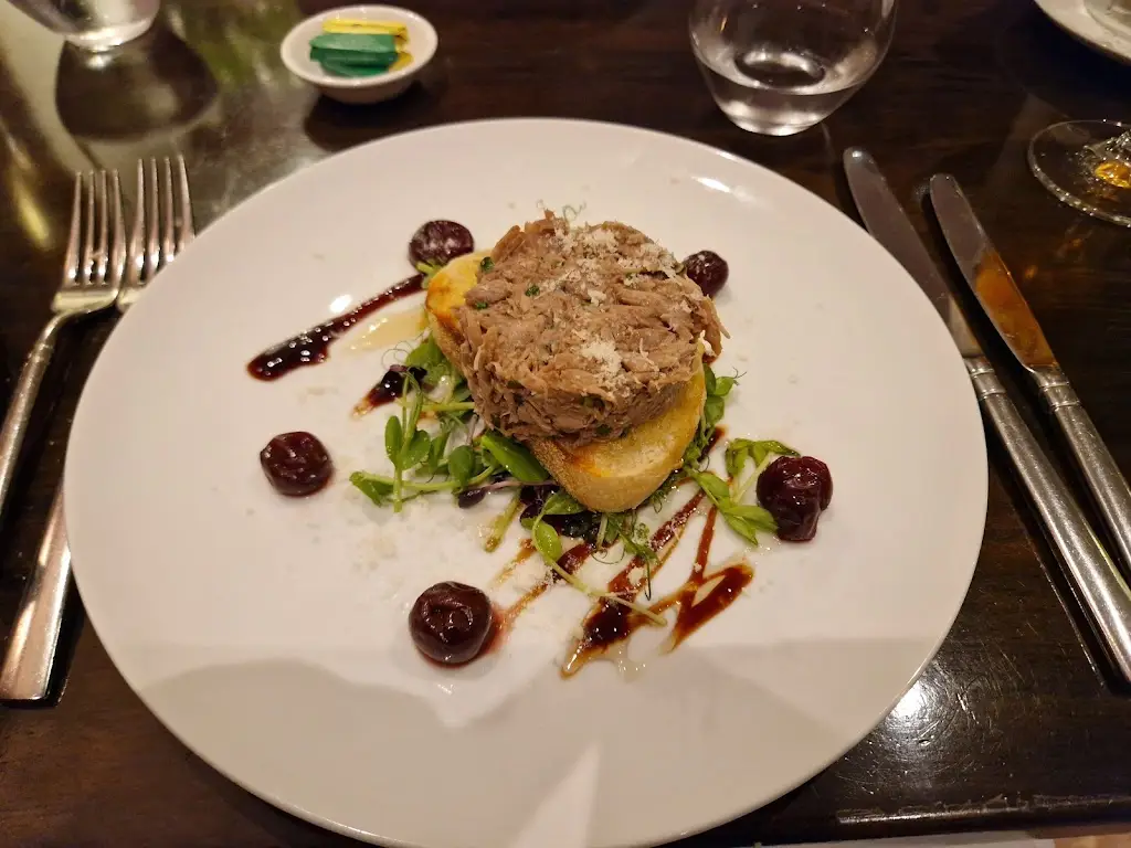 Alex Reynolds_Jon & Fernanda's Restaurant_Auchterarder_review